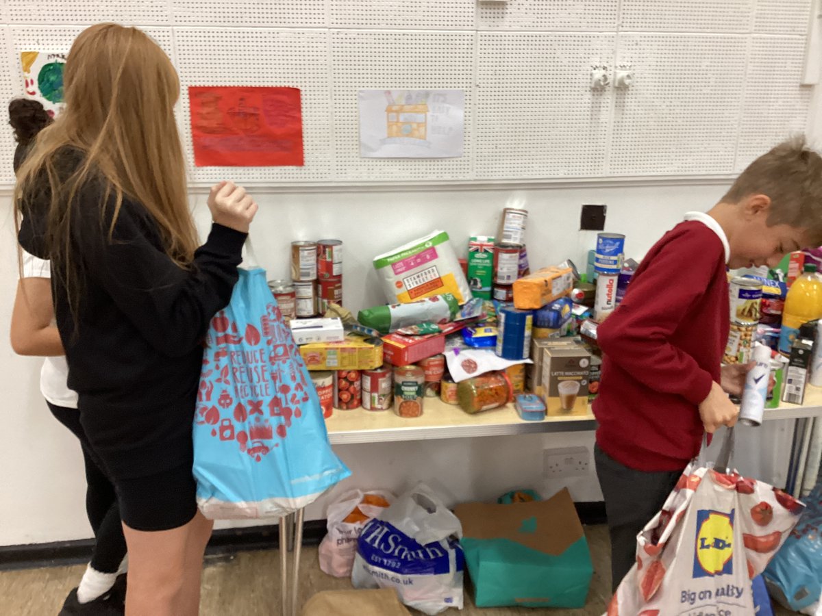 The Alderton Junior School tweet media