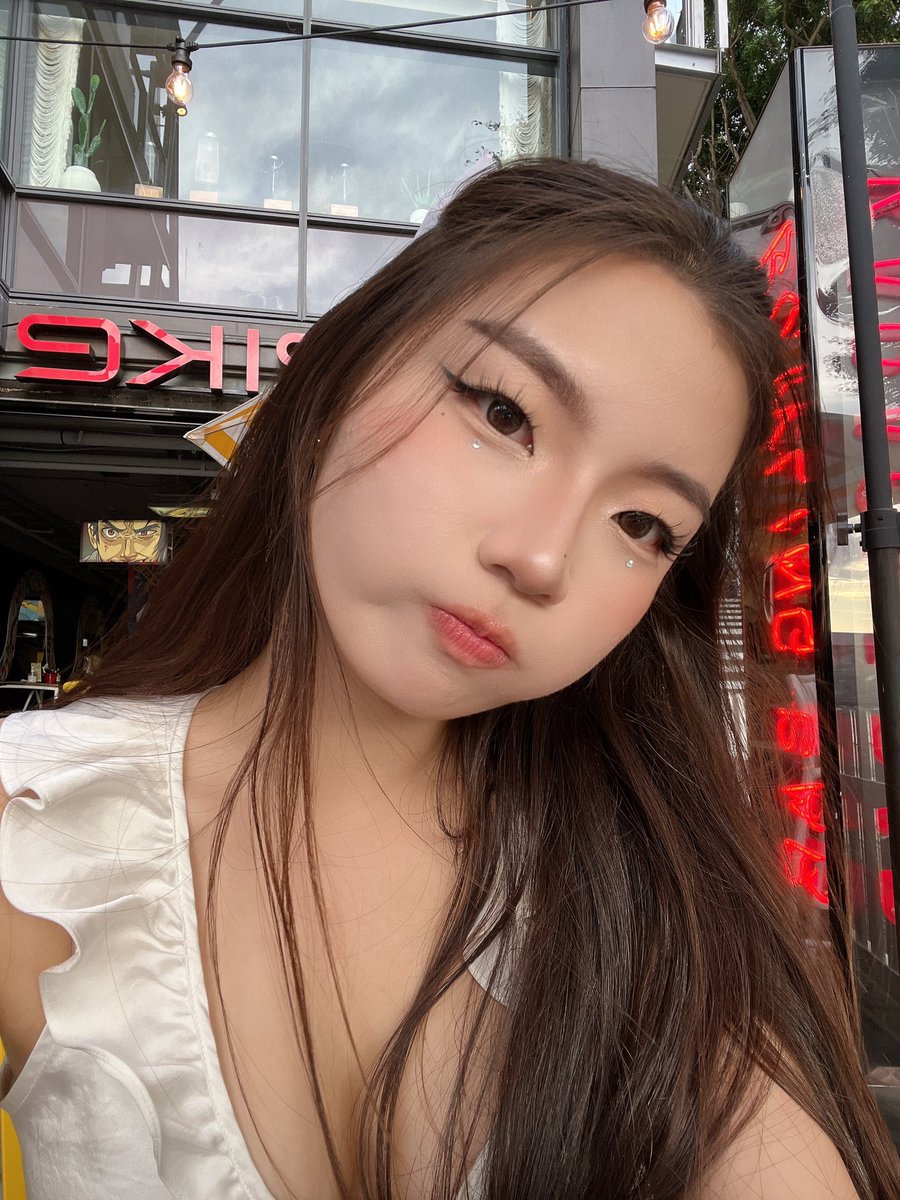 ogreprincess tweet media