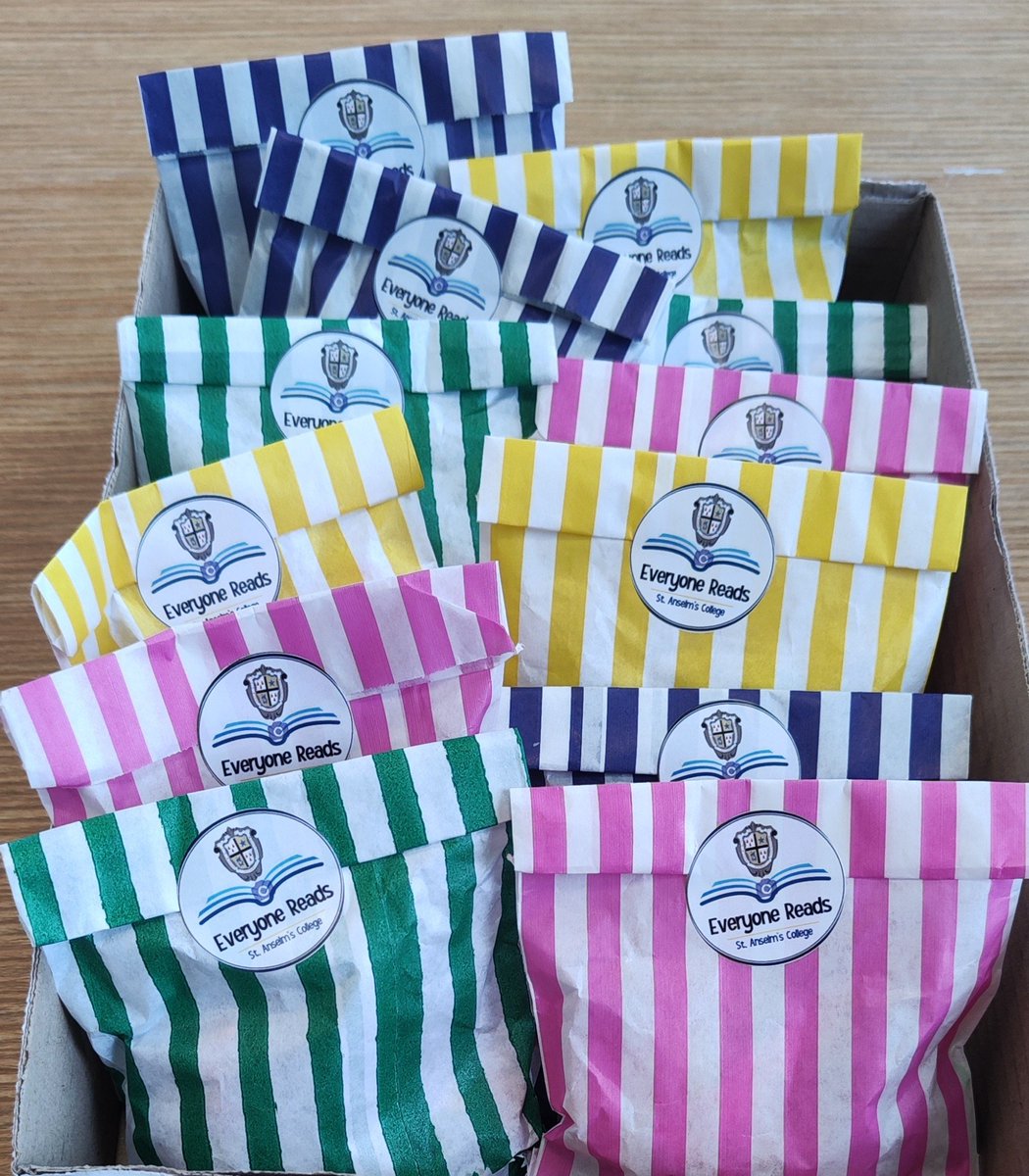 SACEngDept's tweet photo. Key Stage 3 students are enjoying developing their reading skills using the @Bedr0ckLearning website this year.
We've created personalised bags of sweets for those at the top of the weekly leaderboard. 🍬🍭
@anselmscollege #studentsread #everyonereads https://t.co/ufWzb6ZY4Y