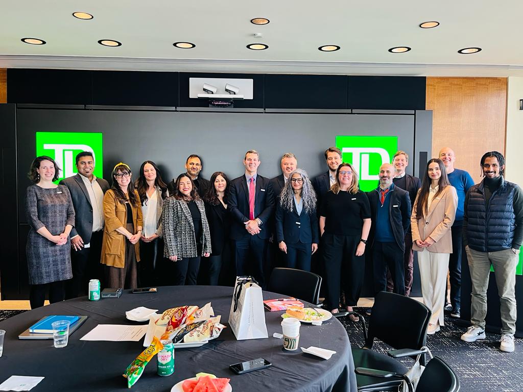 growldnbusiness's tweet image. Our last day in Canada! 🇨🇦

Grow London Global are here on a trade mission with 16 unbelievable London fintechs. Next stop: NYC! 🙌

Thanks to @cibc, @TD_Canada &amp;amp; @Manulife for an unforgettable day in Toronto.

Join us next time here 👉 bit.ly/3s1GB98