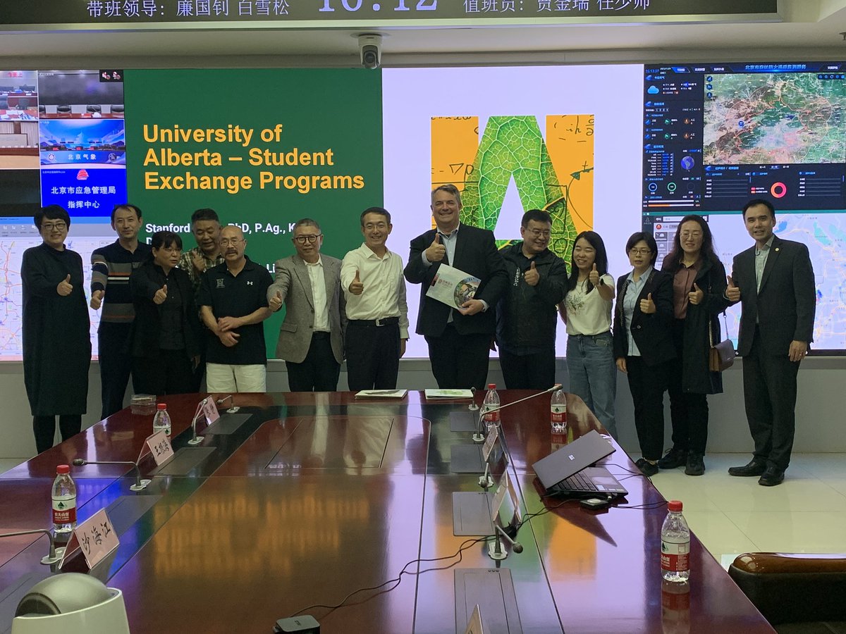 Today 1) President & team of top-tier partner Beijing Forestry University2) our @UofAALES alumnus JC Yu (ag engineer) & waste processing company owner & 3) exploring opportunities with the Beijing Municipal Government to use Beijing’s 1000+ parks as living laboratories. #ualberta