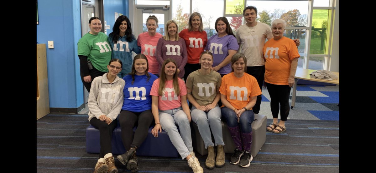 👻 Happy Halloween from the K/1 pod @alcdsb_stfa