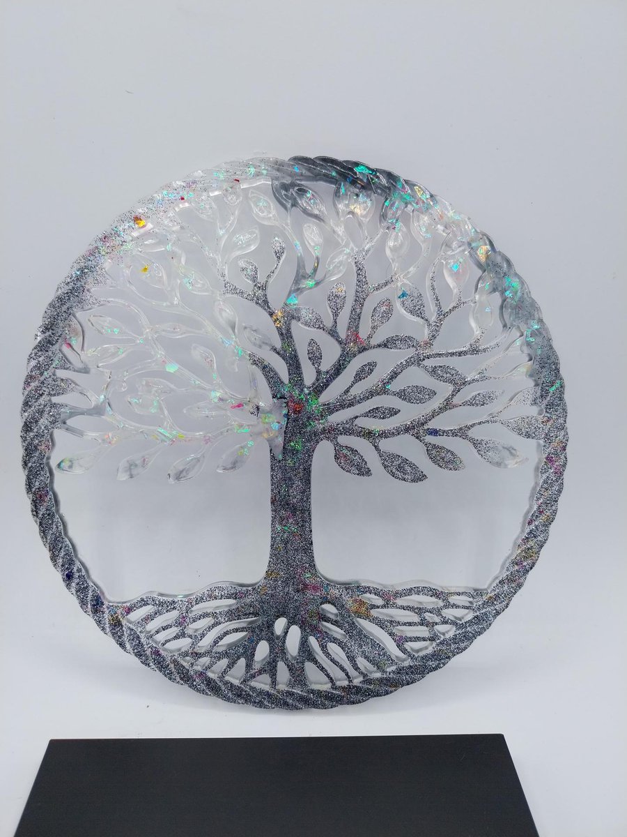 TysRosy's tweet photo. Nouvel arbre de vie. 
Création artisanale.  pièce unique. 
Personnalisation possible. 
13 euros. https://t.co/5f2xjaCZh4