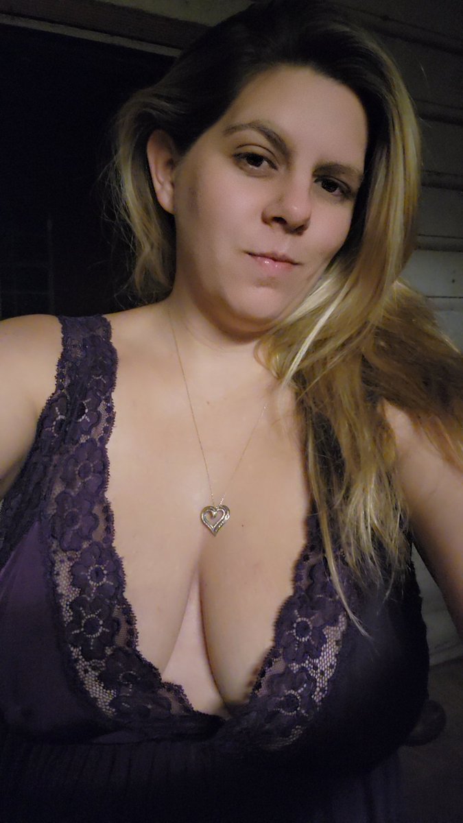 S_GA_Sweetheart's tweet photo. Anyone into preggo content? Send me your request. https://t.co/UFronkmIbr