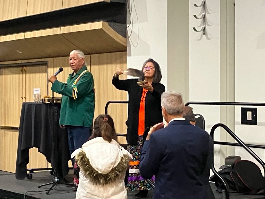 Inspiring words by Elders Wallace and Florence at the opening ceremony of the annual meeting of the Canadian Society of Chemical Engineering in Calgary @CIC_ChemInst #CSChE2023 Delighted to share my team's recent progess in bioengineered diagnostics today at 10.20 AM in TELUS 104