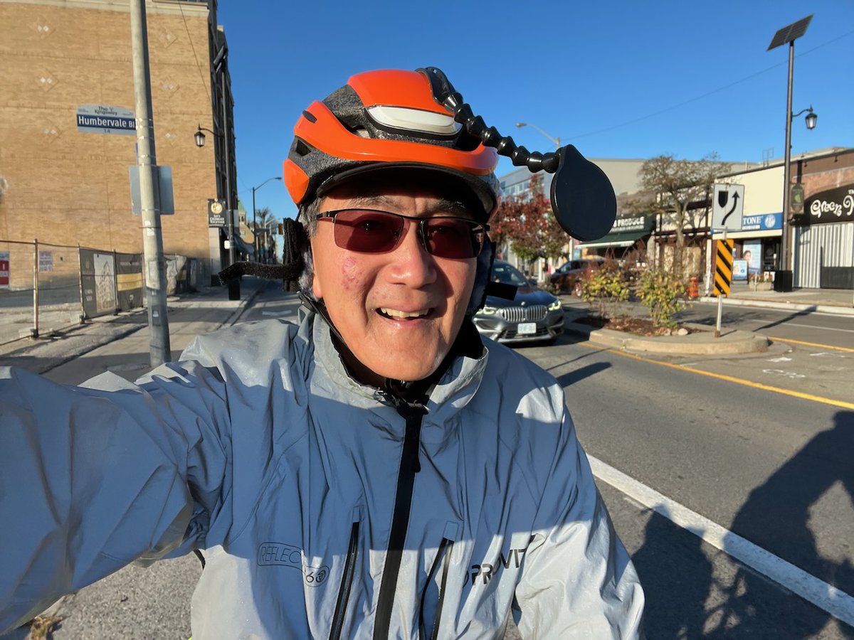 Biking back and forth on the Etobicoke section of the #BloorBikeLanes on a brisk 0°C morning, I saw (by Doug Ford's count) 12 years worth of cyclists. What are the odds? @BikewaysTO @CllrAmberMorley @CycleToronto @TheBikingLawyer @BellsOnBloor