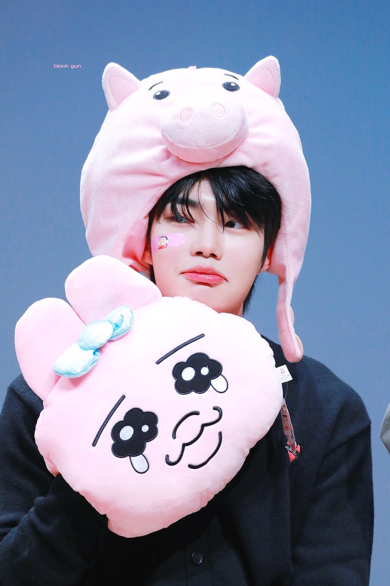 230826 아기빤토🖤
#박건욱 #PARKGUNWOOK #パクゴヌク 
#ZEROBASEONE #ZB1