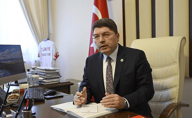 LeManHaBer's tweet photo. Adalet Bakanı Yılmaz Tunç’tan Can Atalay açıklaması: Yargı bağımsız, tarafsız en doğru kararı verecektir
https://t.co/vbOuV63cAY https://t.co/woARADWcp8