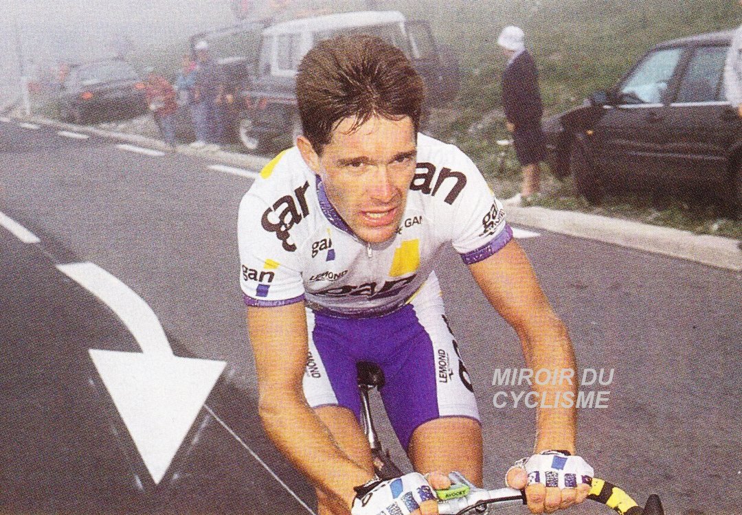 Miroir2Cyclisme's tweet photo. Eric Boyer, dans les Pyrénées, loin de son meilleur niveau (Tour 1993)

Eric Boyer, in the Pyrenees, far from his best level (Tour 1993)

📸 MC
#EricBoyer #TDF #TDF1993 #cyclisme #cycling #ciclismo @boyerico https://t.co/7UHUxJTR0S