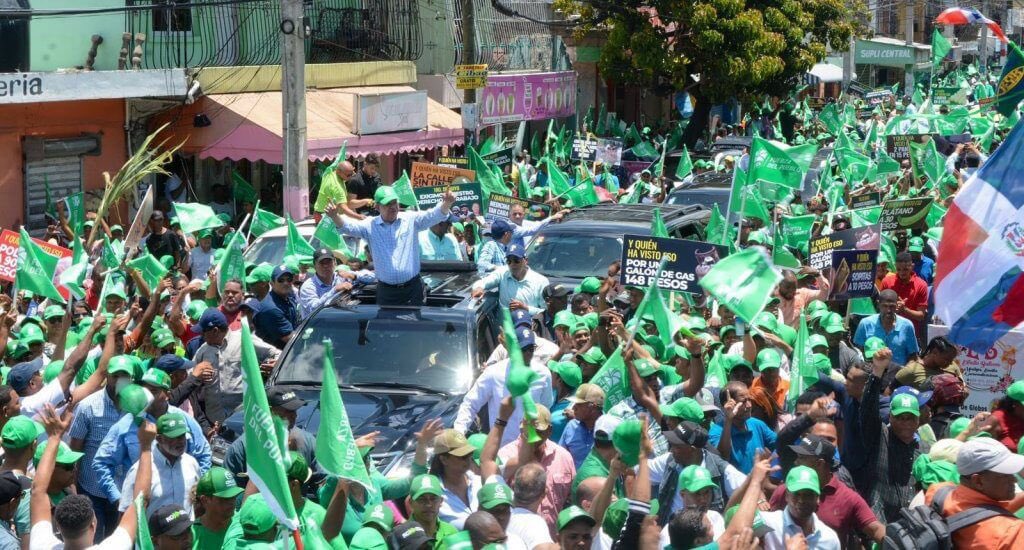 FPcomunica's tweet photo. #FPComunica |

@LeonelFernandez 𝐡𝐚𝐫á 𝐫𝐞𝐜𝐨𝐫𝐫𝐢𝐝𝐨 𝐩𝐨𝐫 𝐞𝐥 𝐒𝐮𝐫 𝐝𝐞𝐥 𝐩𝐚í𝐬 𝐞𝐧 𝐚𝐩𝐨𝐲𝐨 𝐚 𝐜𝐚𝐧𝐝𝐢𝐝𝐚𝐭𝐨𝐬 𝐲 𝐜𝐚𝐧𝐝𝐢𝐝𝐚𝐭𝐚𝐬 𝐞𝐬𝐭𝐞 𝐟𝐢𝐧 𝐝𝐞 𝐬𝐞𝐦𝐚𝐧𝐚 https://t.co/DvUIsFWHh9