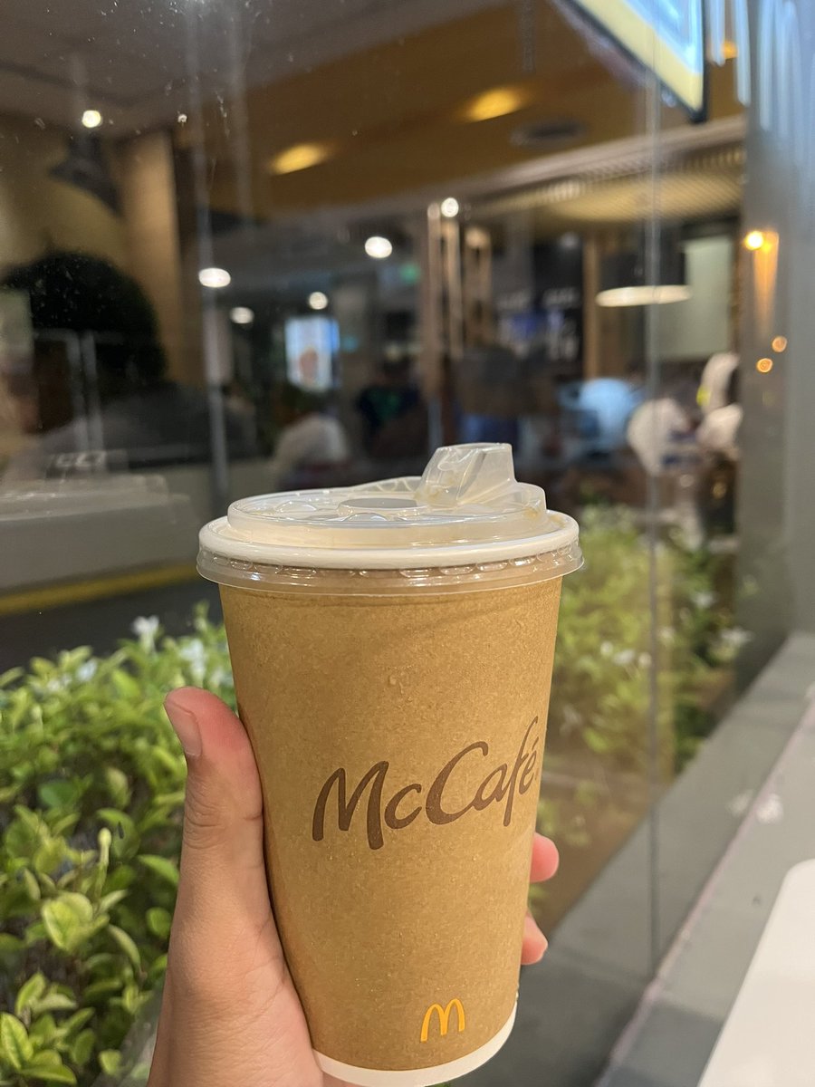 PJ54603097's tweet photo. Syempre Kape pa rin sa Nobyembre ๐ค
#dagufun https://t.co/HudhPqnkmy