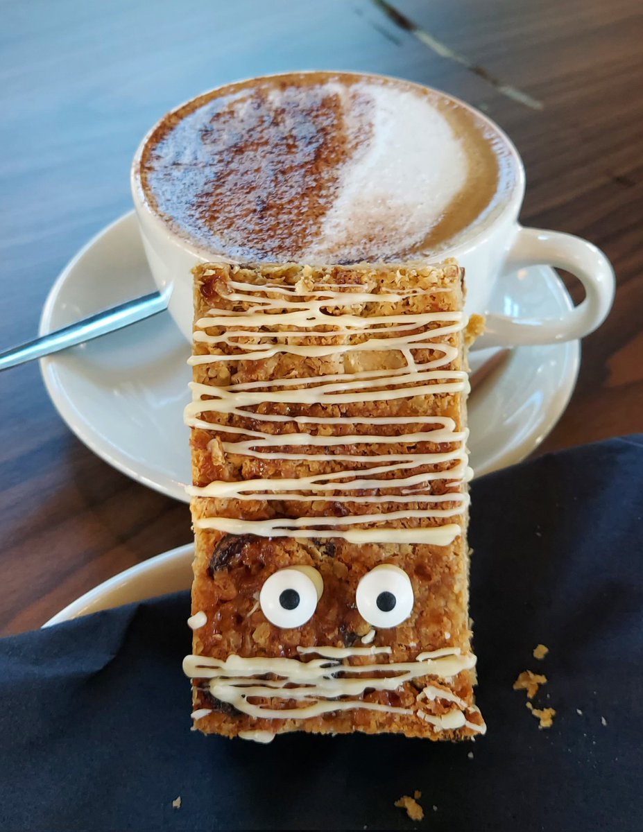 Are you looking at me 👀
What's not to enjoy - coffee &amp; cake ☕️🍰 <a href="/KingsHillGolf/">Kings Hill Golf Club</a>