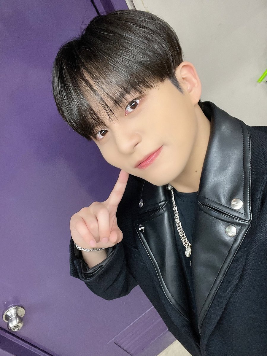 ATEEZofficial's tweet photo. [#종호] 에이티니 덕분에 행복한 하루😊❤
#ATEEZ #에이티즈 https://t.co/k9FnqfHYVp