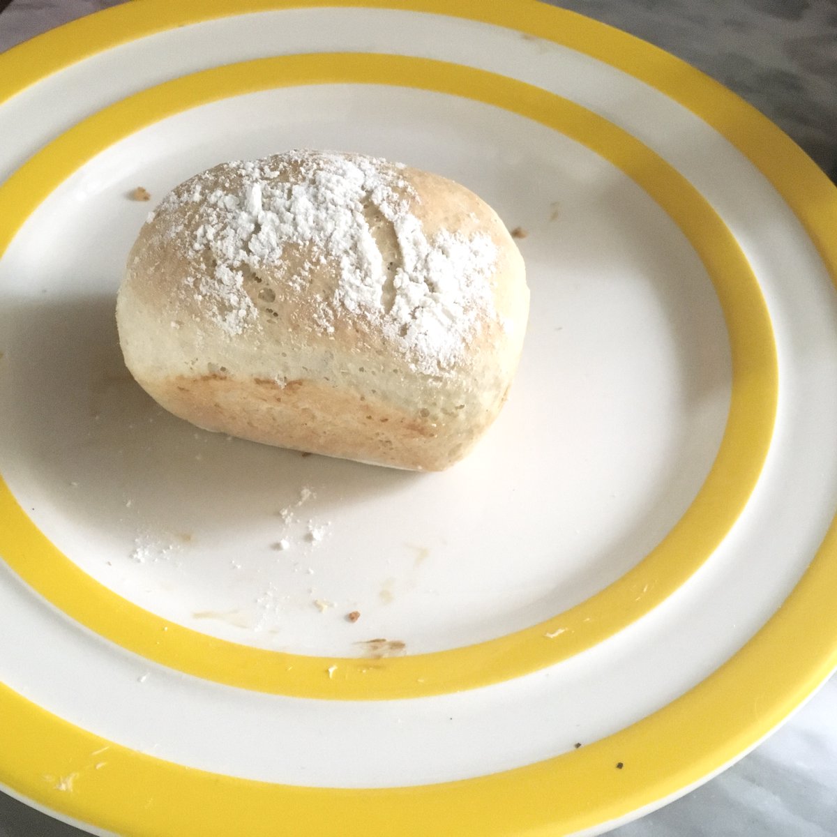 hannahkokoschka's tweet image. #veganhour @veganhour really enjoy #baking mini #loaves of #spelt #bread when needed for #breakfast or #brunch (super tasty straight out the oven with #plantbased spread melting in