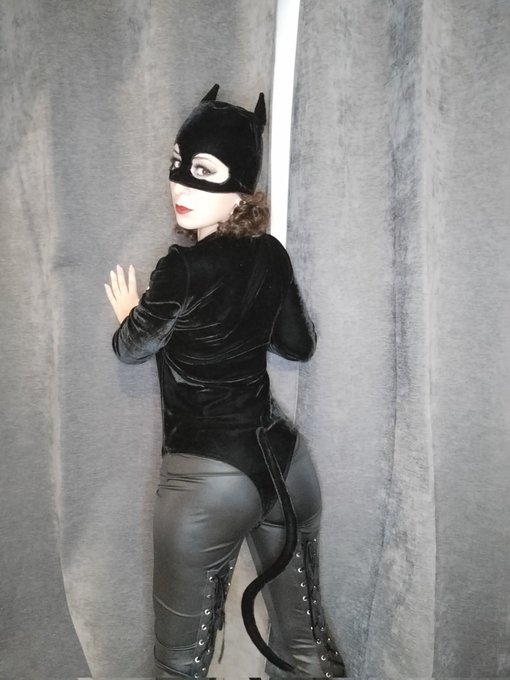 Vous avez pass&eacute; un bon Halloween mes chatons ? 🐈&zwj;⬛  Moi oui et pour l'occasion je vous offre 2 codes