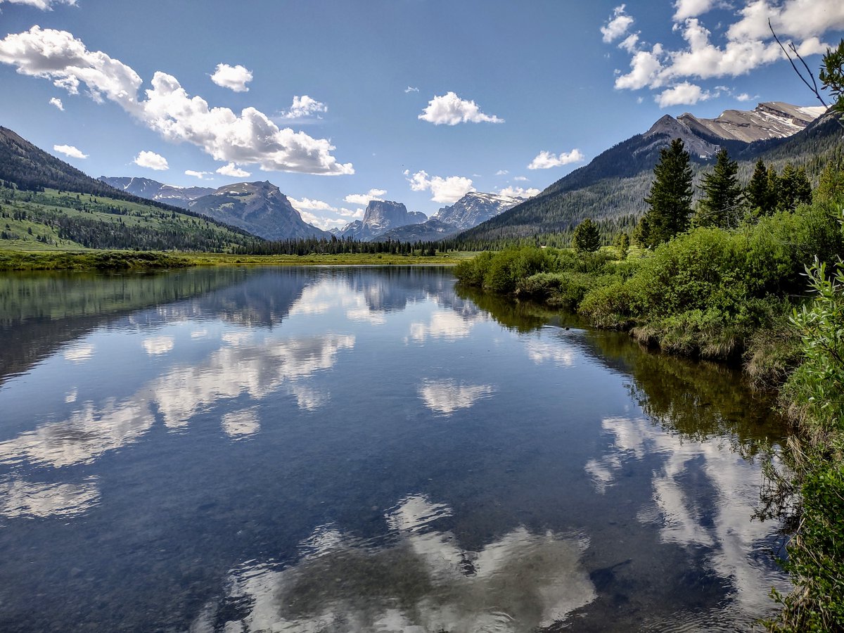 2023 has been an amazing year for the protection of the Continental Divide Trail. Our partners @Enohammocks and @bigagnes_ are offering some great gifts for individuals who donate to CDTC by December 31st!

Donate today at continentaldividetrail.org/donate