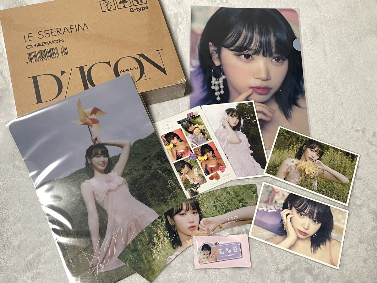 231101 DICON POPUP

チェウォン復帰日に行けることになり、、
スリーブもチェウォンが来てくれて、嬉しい🐯💕

復帰後も無理せず、笑顔で活動できたらいいなぁ

#LE_SSERAFIM #르세라핌 #ルセラフィム #김채원 #チェウォン
