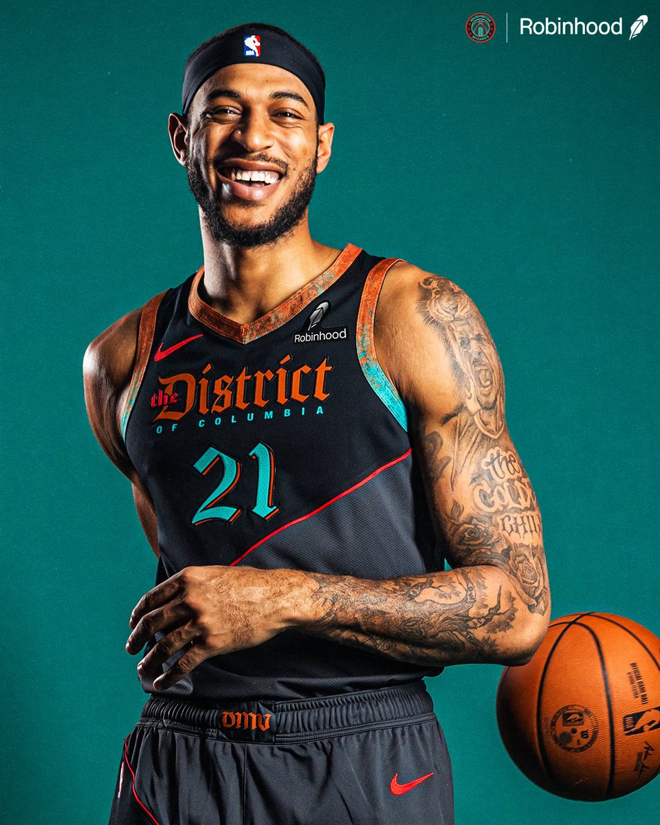 WashWizards's tweet photo. Stone cold unis. 🥶

#ForTheDistrict | @RobinhoodApp https://t.co/Mldplu8DUE