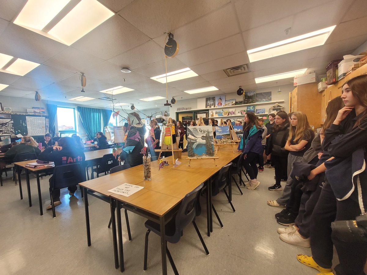 Second stop of the day was @NotreDameHCDSB art class.