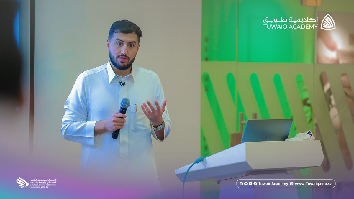 TuwaiqAcademy's tweet photo. من لقاء #طويق_Talk الأسبوعي          
بعنوان: تجربة المستخدم عن قرب، مع أ. محمد عبدالله السهلي. https://t.co/i3rAiwWFvv