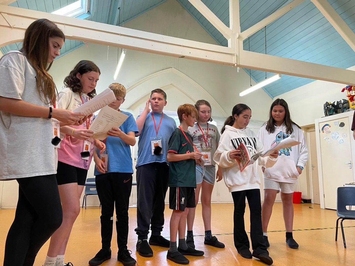 CardiffGangShow's tweet photo. It’s November - Gang Show Panto month! 🎉 

Our “super” cast of #SnowWhite and the Super Seven are buzzing to perform in a few weeks time. Leaders, make sure your young people catch this fantastic show. 

🎟️ Book: https://t.co/U9FTZCGdgD
🗺️ Stanwell School, Penarth
📅 20-25 Nov https://t.co/OJ5V0Q1gax