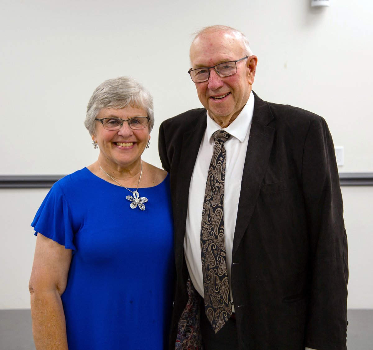 TimesAdvance's tweet photo. O’Shea honoured for 30 years with Usborne and Hibbert board. https://t.co/MD4rVBogNW https://t.co/ZX1jAnmusf