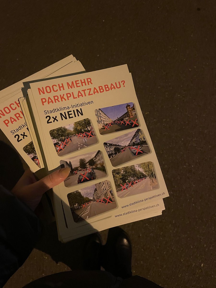 Heute unterwegs für 2 x NEIN. Diese Initiative zielt nicht auf den Klimaschutz ab, sondern auf die flächendeckende Sperrung von Straßen und die Verbannung von Autos aus der Stadt!