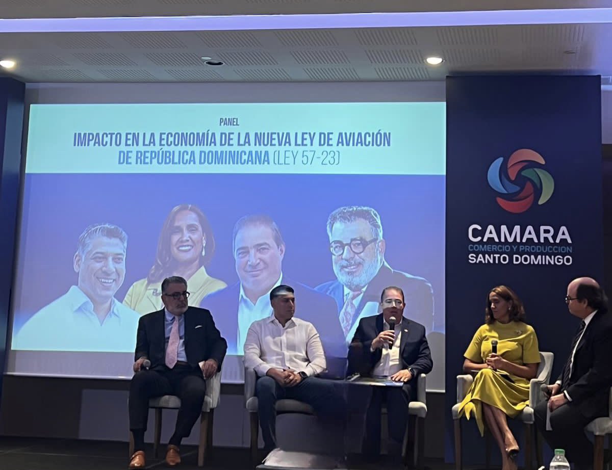 AbogadosDmac's tweet photo. Nuestra firma presente el día de hoy en el panel organizado por la @camarasd denominado "Impacto en la Economía de la Nueva Ley 57-23, de Aviación Civil de la República Dominicana". 

¡Excelentes expositores y puntualizaciones! https://t.co/uAOpBXzrFA