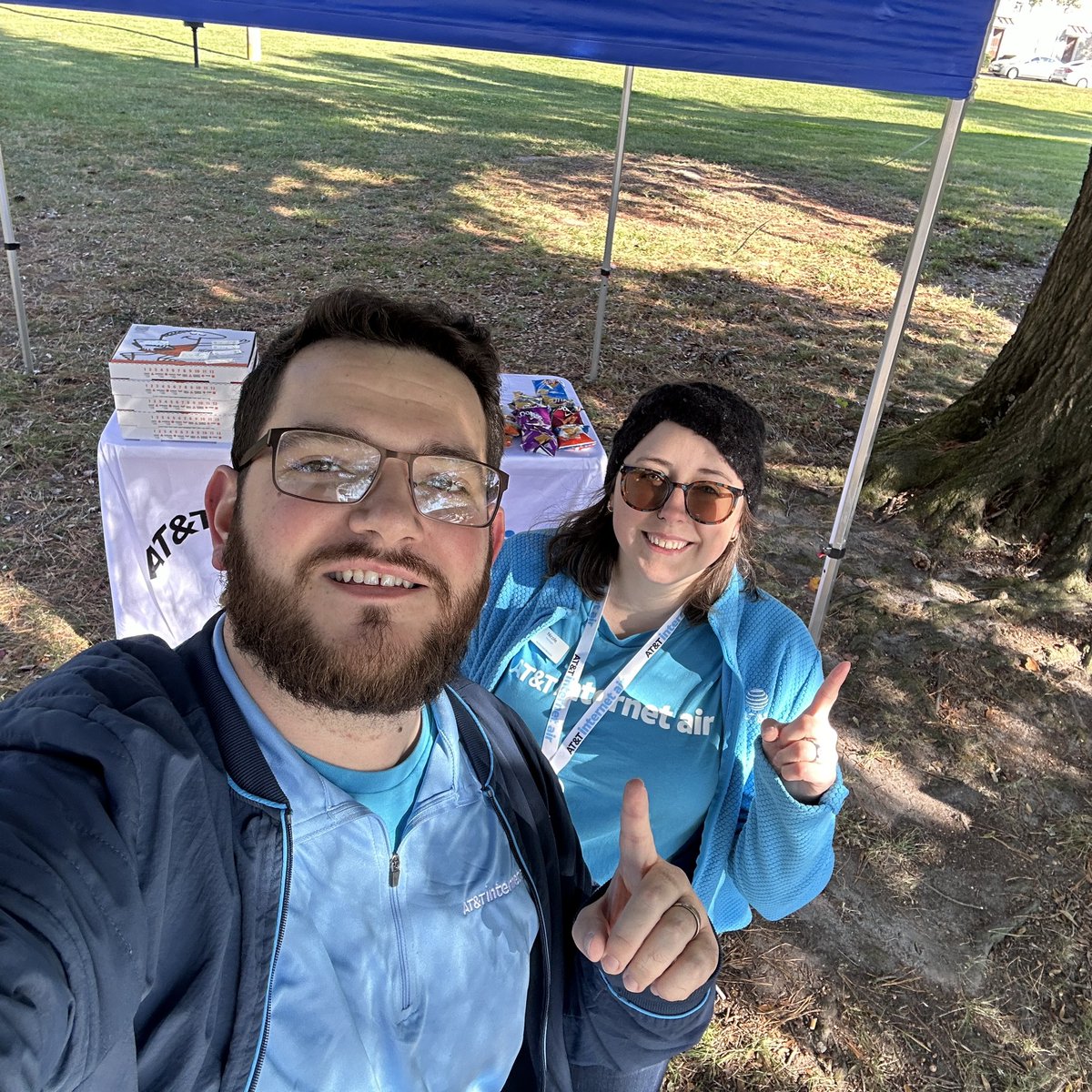 SPolyson1's tweet photo. We’re ready for the AIA Launch out here in the community! #AIA #ATTInternet #LifeAtAtt @404girl @RVAMinnix https://t.co/pEeTUtDHVE