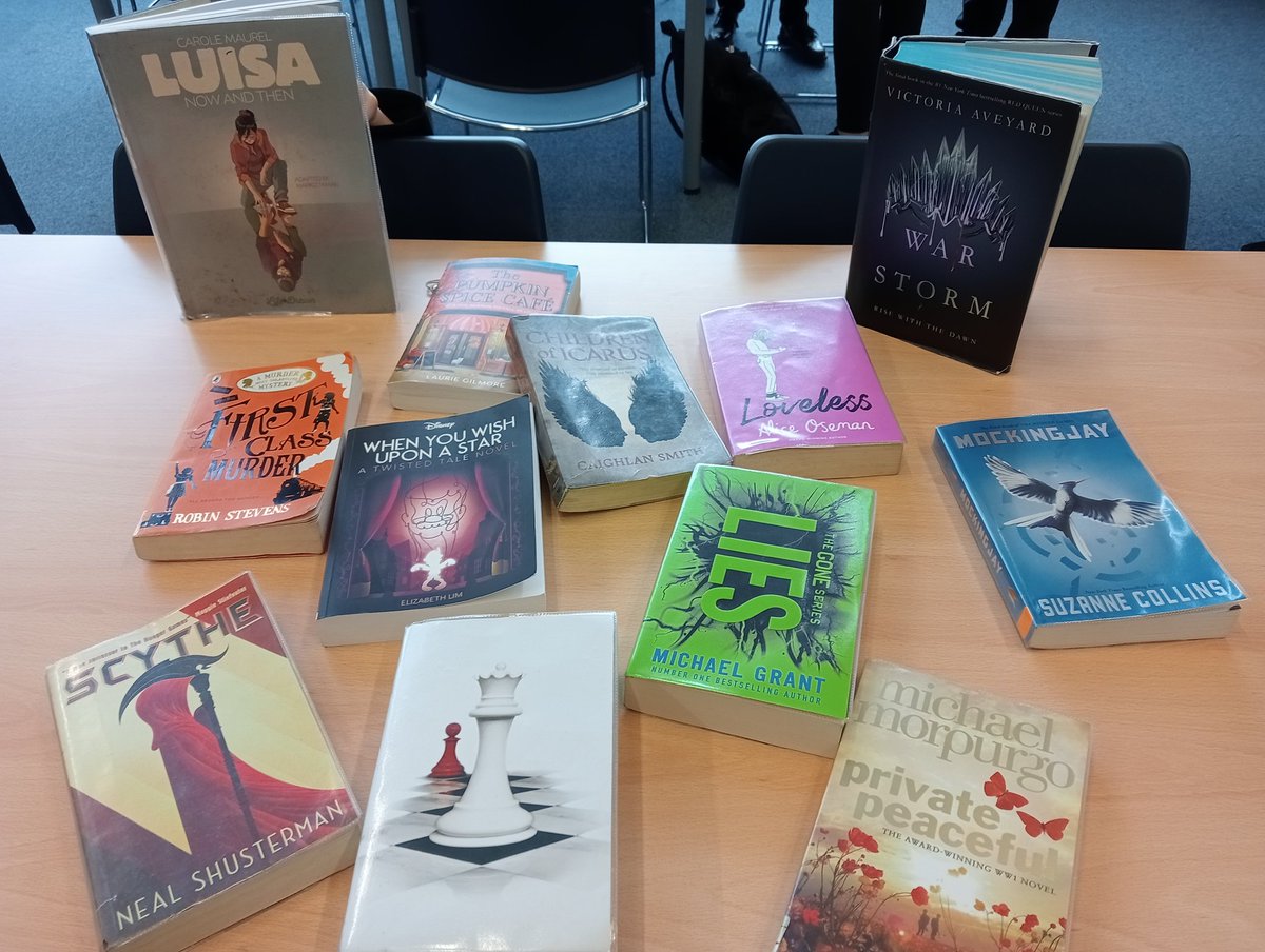These were just some of the books recommended by our lunchtime book club pupils today during our book 'Speed Dating'
#BookRecommendations 
#sharingideas 
#TogetherWeAreDuncanrig
