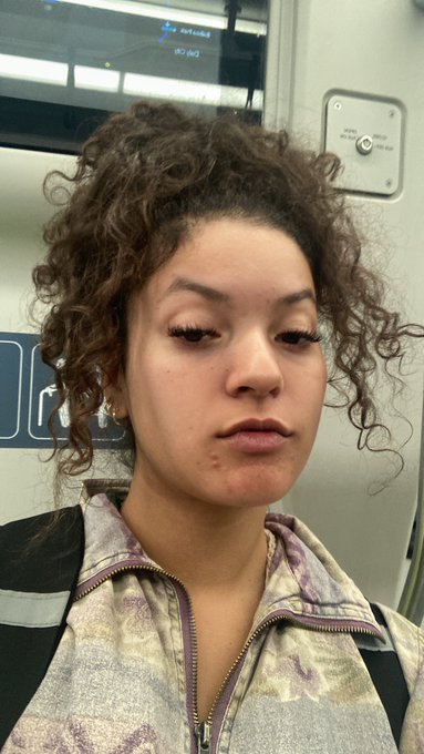 i really be on bart https://t.co/06r5Wk5Em3