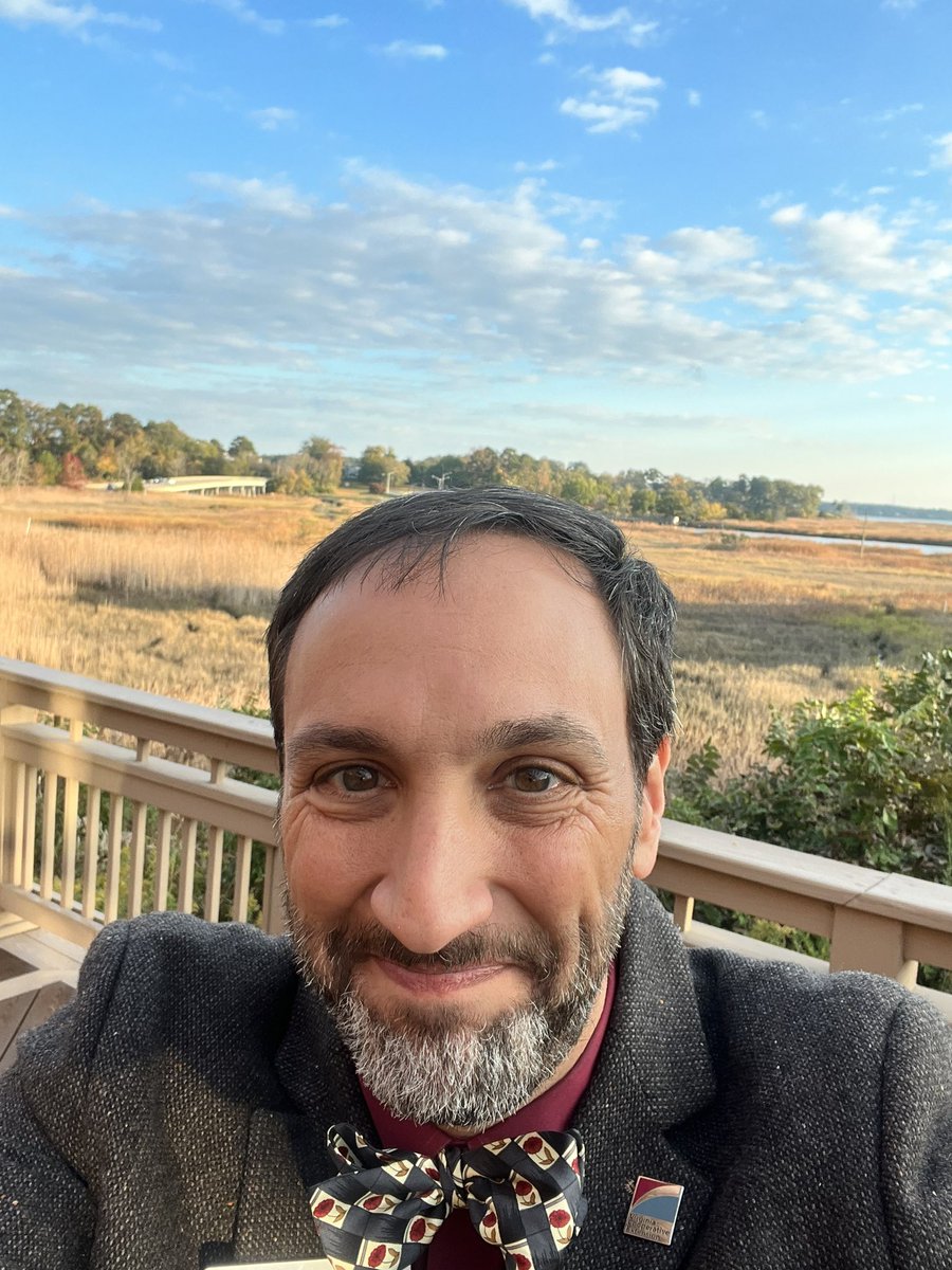 VCE_Director's tweet photo. Great way to spend my one year anniversary meeting with our local unit faculty and staff along with many volunteers, partners and more. Listening to what matters to people and trying to help is the goal. @VACoopExt #engagedextension https://t.co/PDXmy8NaF9