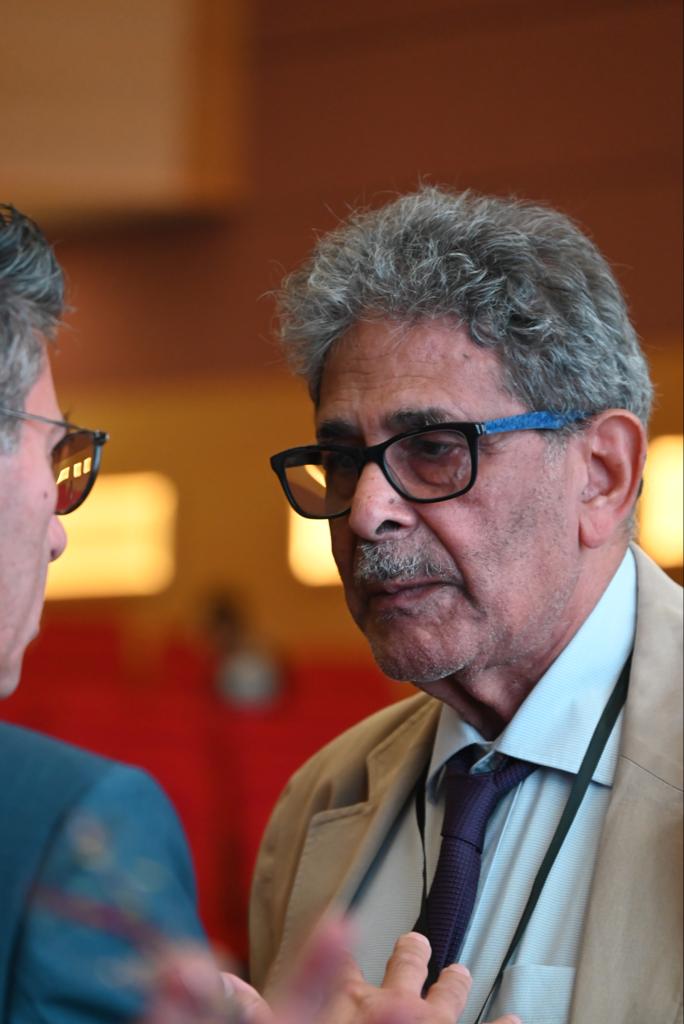 mchcc04's tweet image. أجزل علينا الاطباء الكرام..

أ.د. حسن شحاته @HShehata77
أ.د. اسماء خليل @ProfAsmaKhalil
د.صلاح مغربي
أ.د. سامية العمودي @drsamia

من خلاصة خبراتهم العظيمة في مسيرتهم الطبية ضمن اربع محاضرات رئيسية قيمة