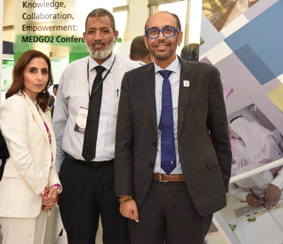 mchcc04's tweet image. أجزل علينا الاطباء الكرام..

أ.د. حسن شحاته @HShehata77
أ.د. اسماء خليل @ProfAsmaKhalil
د.صلاح مغربي
أ.د. سامية العمودي @drsamia

من خلاصة خبراتهم العظيمة في مسيرتهم الطبية ضمن اربع محاضرات رئيسية قيمة