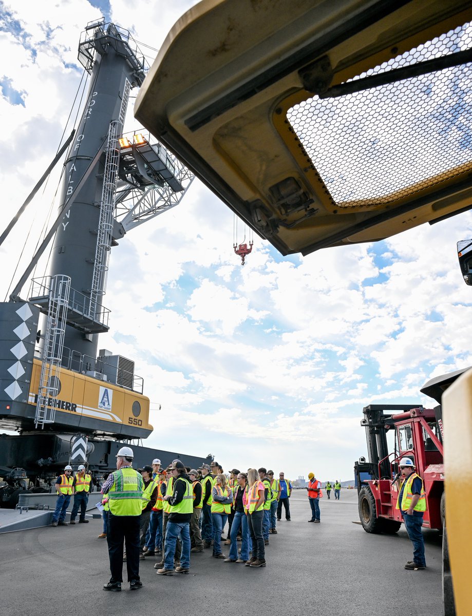 Albany and Schoharie CTE students from welding and heavy equipment toured the <a href="/PortofAlbany/">Port of Albany</a> properties and businesses #Albany <a href="/CapRegionBOCES/">Capital Region BOCES</a> <a href="/BOCESofNYS/">BOCES of New York</a> <a href="/CareerTecTweets/">BOCES Career&Tech</a>