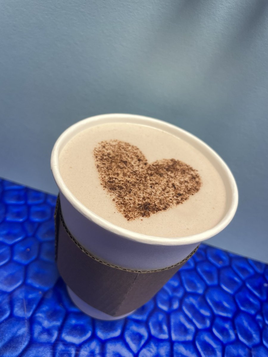 Had an amazing hot chocolate from <a href="/Hotshots_Ba/">Hotshots_BA</a> ☕️ Can’t believe how good it looked and tasted🫶🏽

<a href="/Boness_Academy/">Bo'ness Academy</a>
