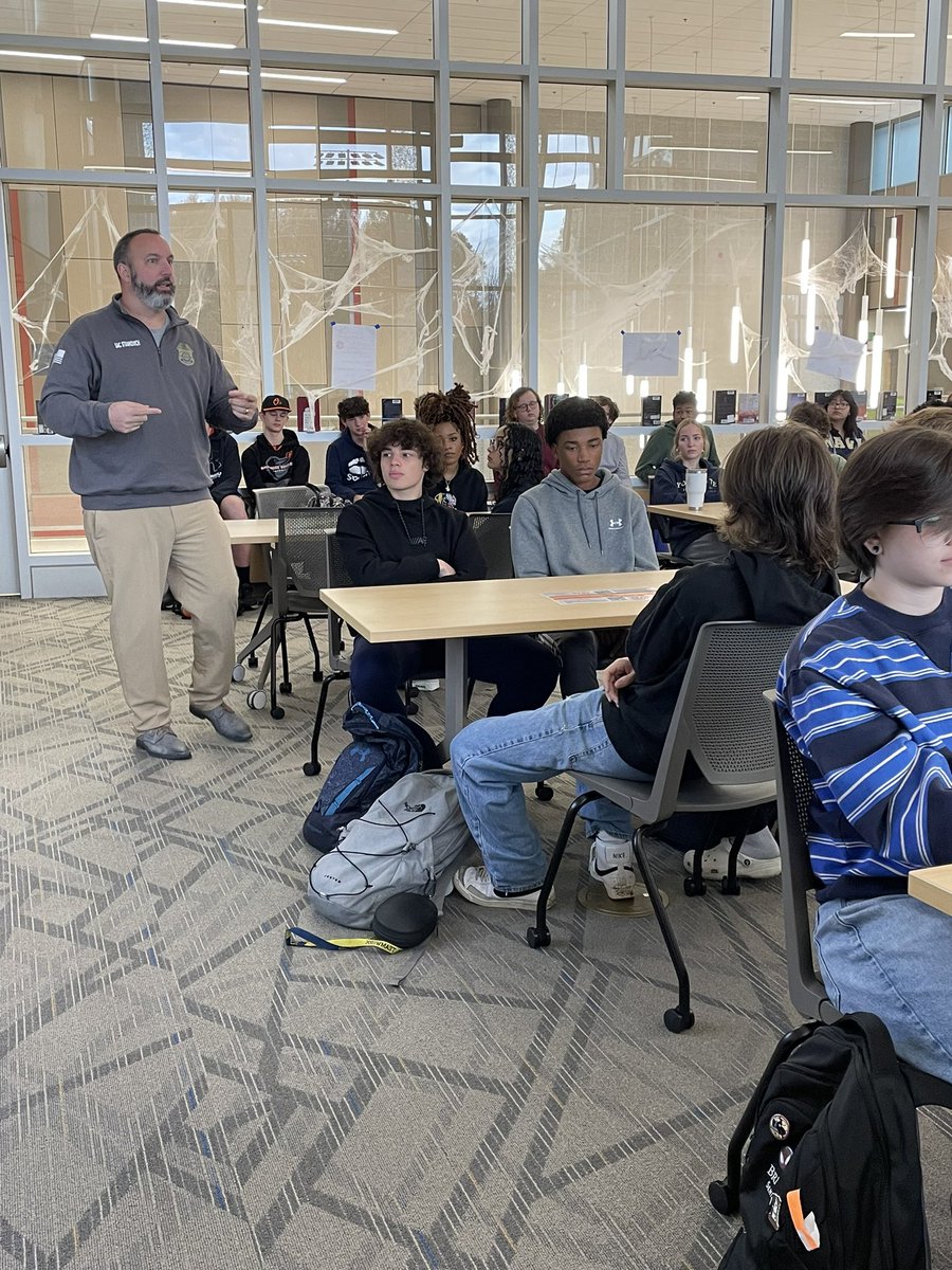 Caitlin Keegun (@c_keen17) on Twitter photo A huge thank you to Mike Stankovich for coming to CrHS to speak to our Health B students about Sextortion. <a href="/CroftonHigh/">Crofton High School AACPS</a> <a href="/CroftonHighHPED/">Crofton High School HPED</a> <a href="/AACPSHPED/">AACPS HPED</a> A huge thank you to Mike Stankovich for coming to CrHS to speak to our Health B students about Sextortion. <a href="/CroftonHigh/">Crofton High School AACPS</a> <a href="/CroftonHighHPED/">Crofton High School HPED</a> <a href="/AACPSHPED/">AACPS HPED</a>