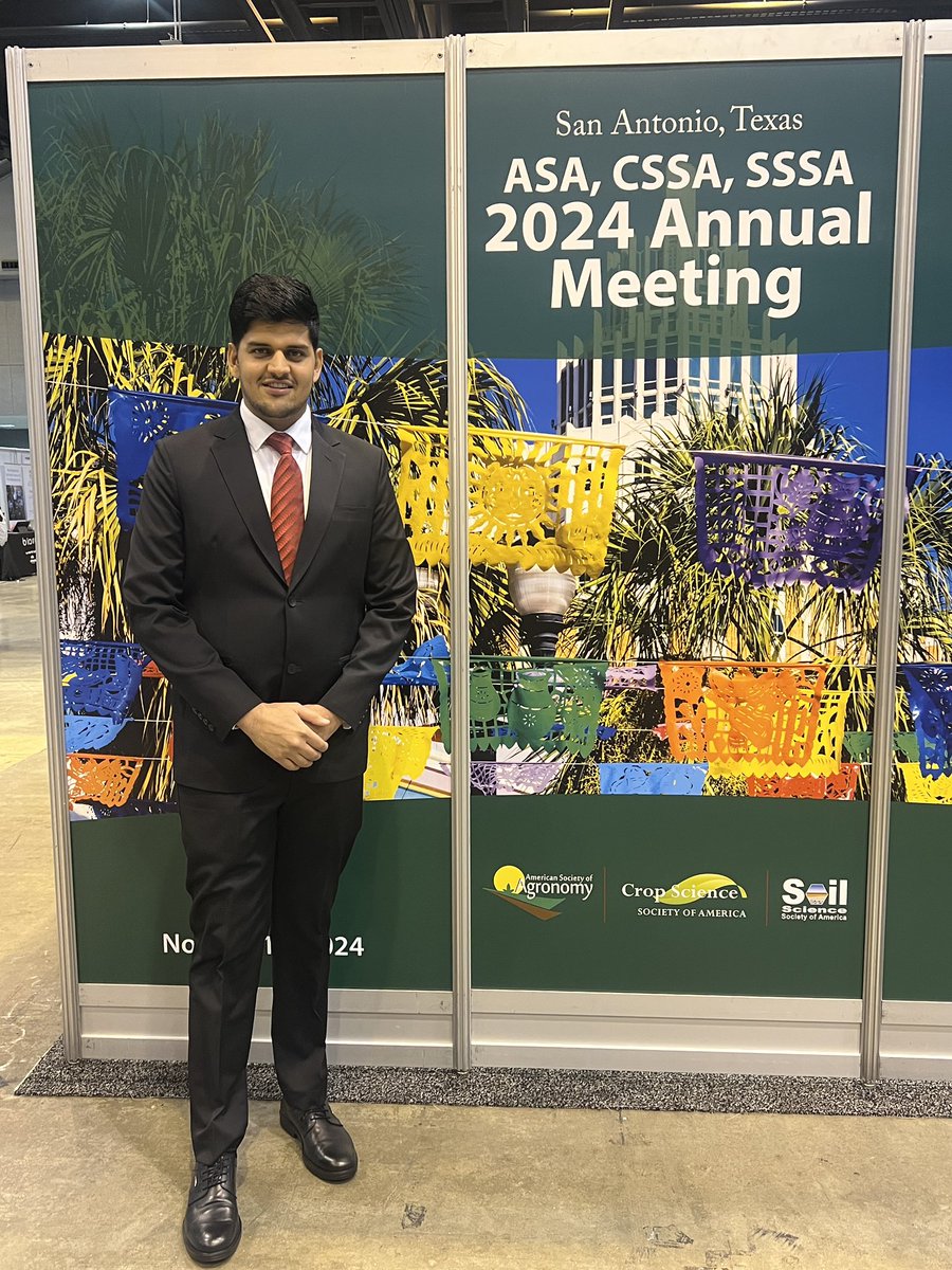 It was great to attend the 2023 #ACSMtg @ASA_CSSA_SSSA.
I attended the
1). Graduate Student Leadership Conference
2). Received Chris Stiegler Fellowship and Travel Award
3). Placed Second in Graduate Student Oral Presentation Contest
4). Placed Second in Poster Presentation