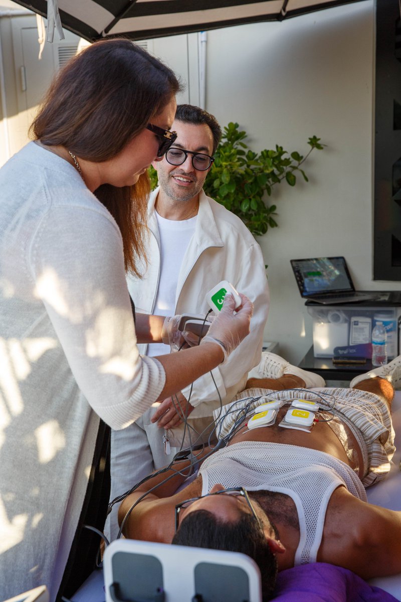 Cutera's tweet photo. Cutera’s truBody x Olivia Culpo event was a hit! We shared an exciting evening with 30+ Los Angeles-based influencers, editors, and our resident #truBody expert Dr. Moradzadeh! Attendees got the chance to hear why Olivia loves her #truFlex results. https://t.co/Xm6CfOTLc5