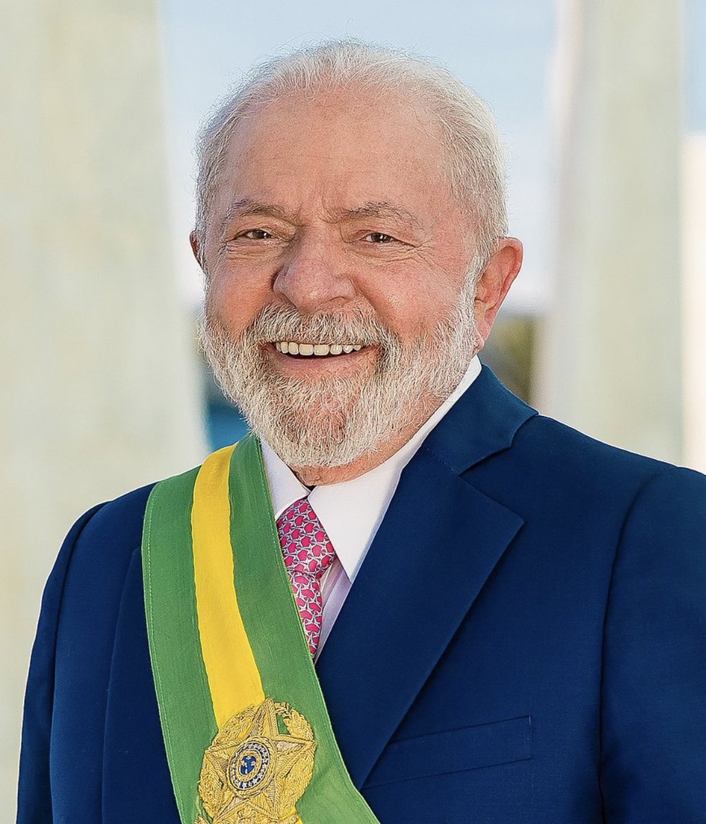 poptime's tweet photo. 🚨 URGENTE: Presidente Lula acaba de anunciar descontos de até 100% em juros e multas nas dívidas de estudantes inadimplentes do FIES. 🤯👏 https://t.co/aeyd6aTXZH