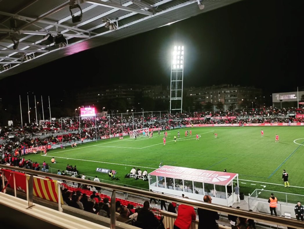 jordi_ballart's tweet photo. ⚽️ El @TerrassaFC s’ha classificat per jugar la segona eliminatòria de la Copa del Rei! Ho ha fet aquesta tarda guanyant per 1 a 0 a l’Albacete a un Estadi Olímpic ple fins a la bandera de terrassencs i terrassenques! 

💪Amunt,#Terrassa! 
👋Enhorabona per aquesta gran victòria! https://t.co/OISSwXTSWx