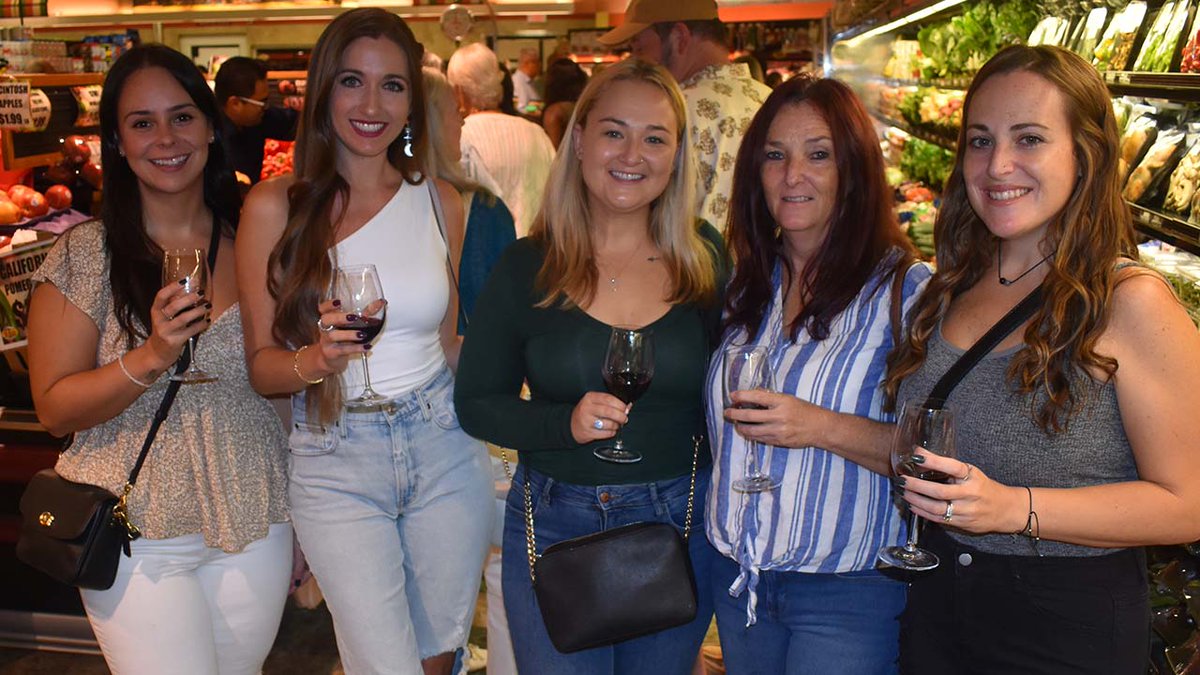 LifestyleMagFL's tweet photo. Raise your glass to a delectable evening at Doris Italian Market & Bakery during its Wine Nights gatherings.🍷
#WineNights #ItalianWine #DorisItalianMarket #WineandDine #ItalianCuisine #WineLovers #FoodandWine #WineTasting #MiamiFoodScene #WineExperience
https://t.co/fpXQ2Xzw4O https://t.co/03Ltrb8NL5