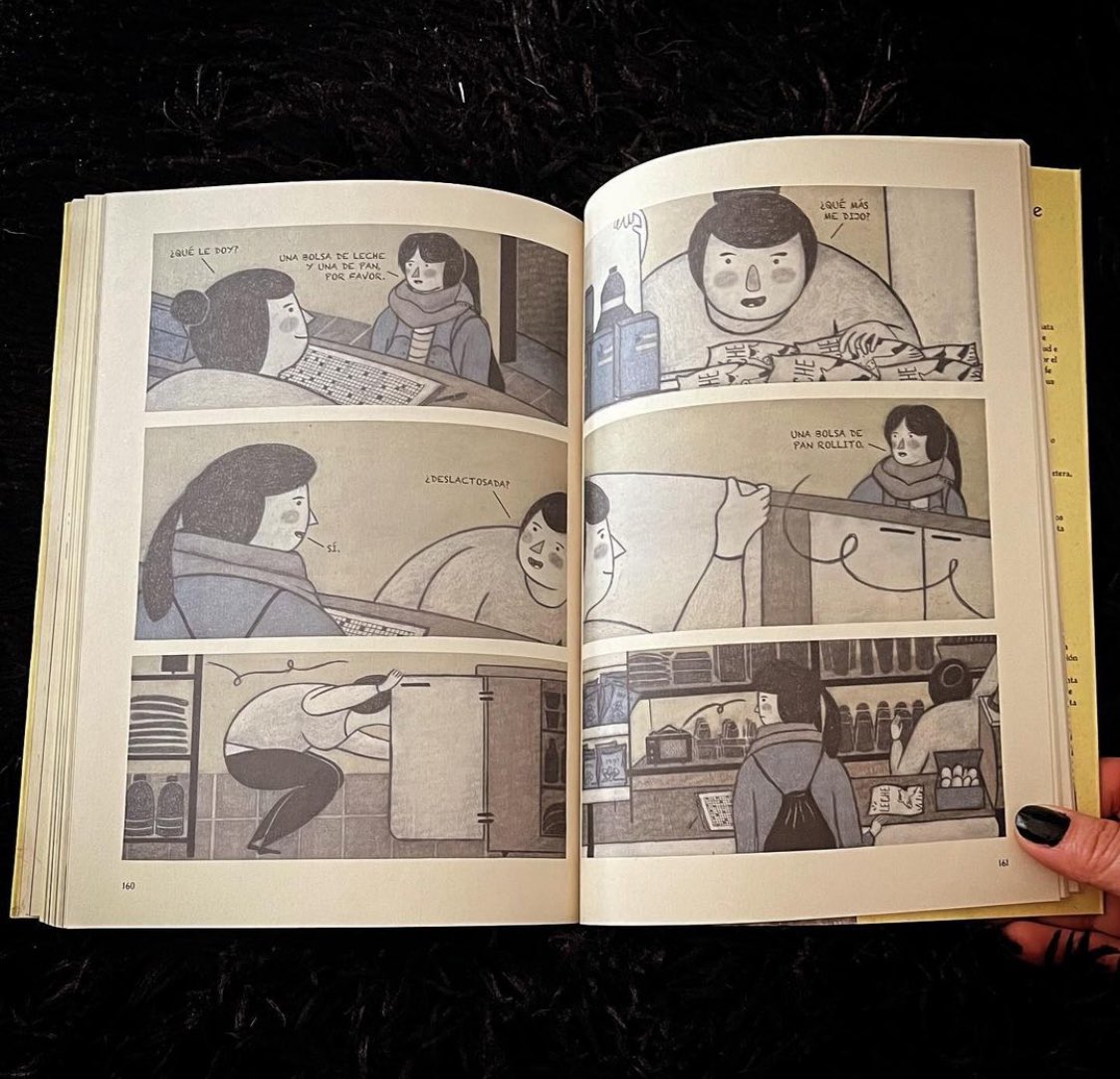 "Quedarme contigo en este lugar de siempre aunque tú no me puedas ver"
Fragmento de 'Las Cosas Que Ya No Están' de <a href="/__Tatee/">Tatee</a> 
#LibroDelDía 📖❣️