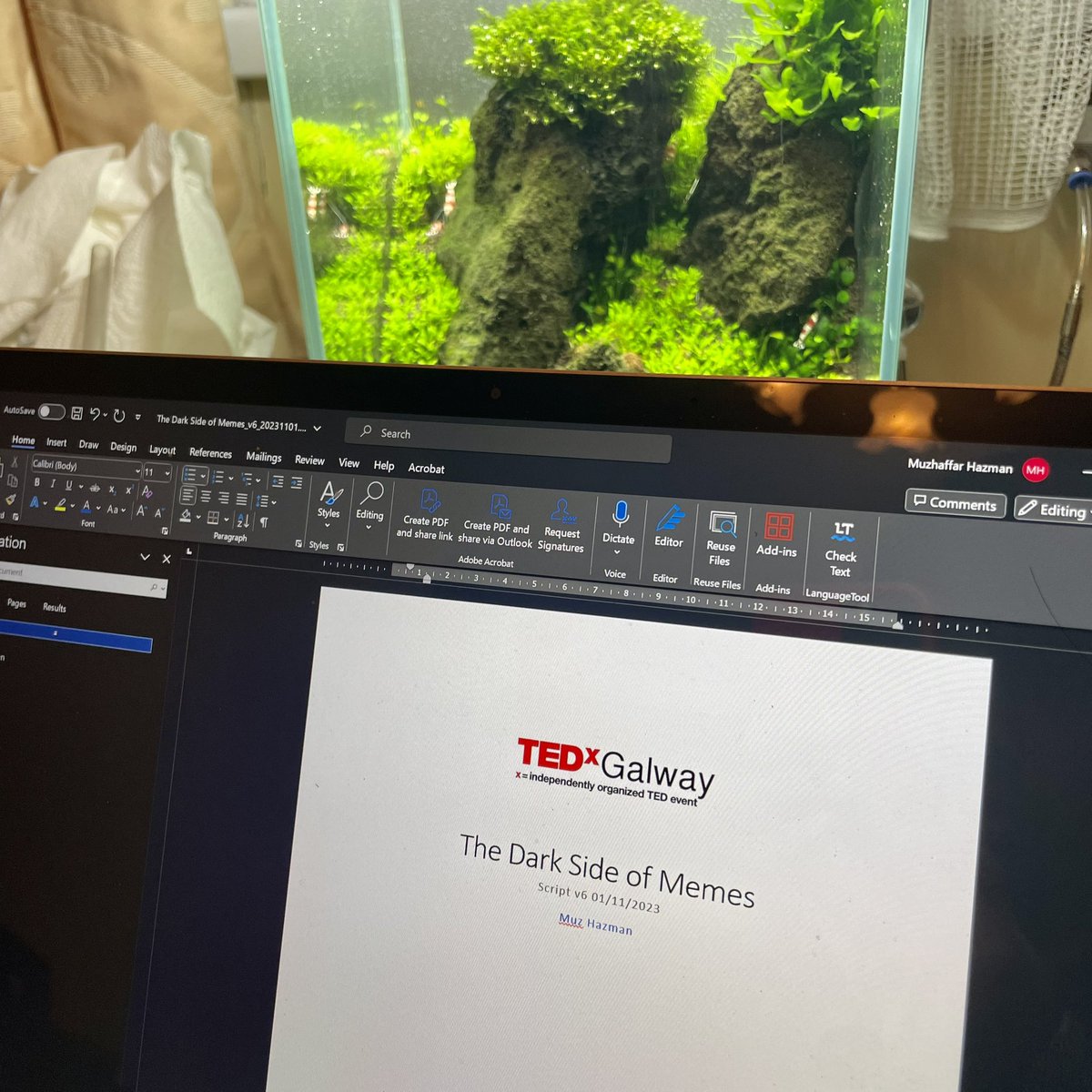 MuzHazman's tweet photo. Pretty sure I’d be better off sleeping rn than churning out yet another draft version 🙄 #ParkinsonsLaw https://t.co/KBiVpg0xs5