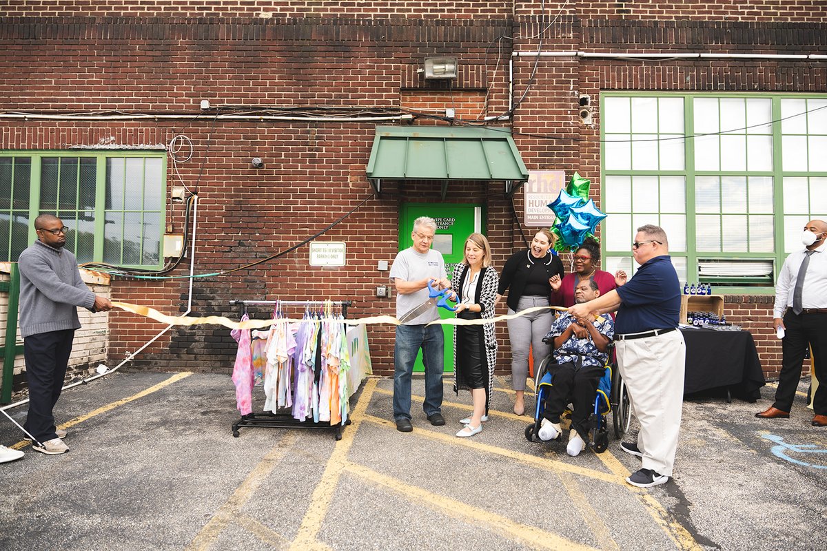 ChamberPHL's tweet photo. Congratulations to @resources4hd's IDEATE, who hosted a ribbon-cutting ceremony last week to launch innov8, a highly accessible lab with industry-standard tools outfitted for small business owners with the most significant disabilities!

Innov8 is the first of its kind in the greater Philadelphia area! Participants from Ideate were able to create an inspiring moment when they came together to cut the ribbon and present a huge step towards inclusive employment.

With the addition of industry-standard tools in conjunction with assistive technology, the lab will level the playing field for individuals with the most complex needs and significant barriers including wheelchair-adaptable furniture, a focus on visual accessibility, and a variety of innovative interfaces that meet any ability level.

Learn more: https://t.co/bWAkjU80Ln