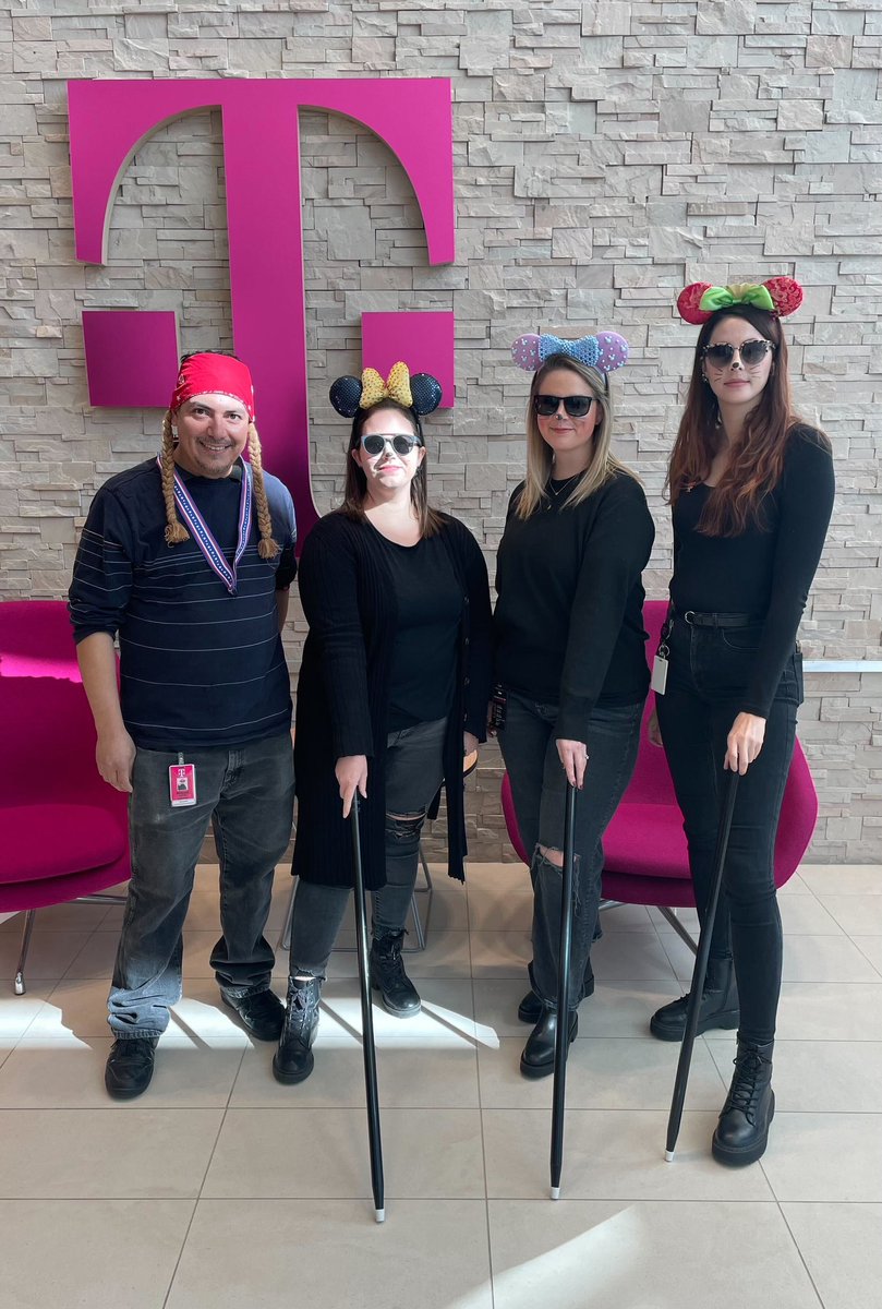 The Workplace Experience team really knows how to celebrate Halloween!🎃