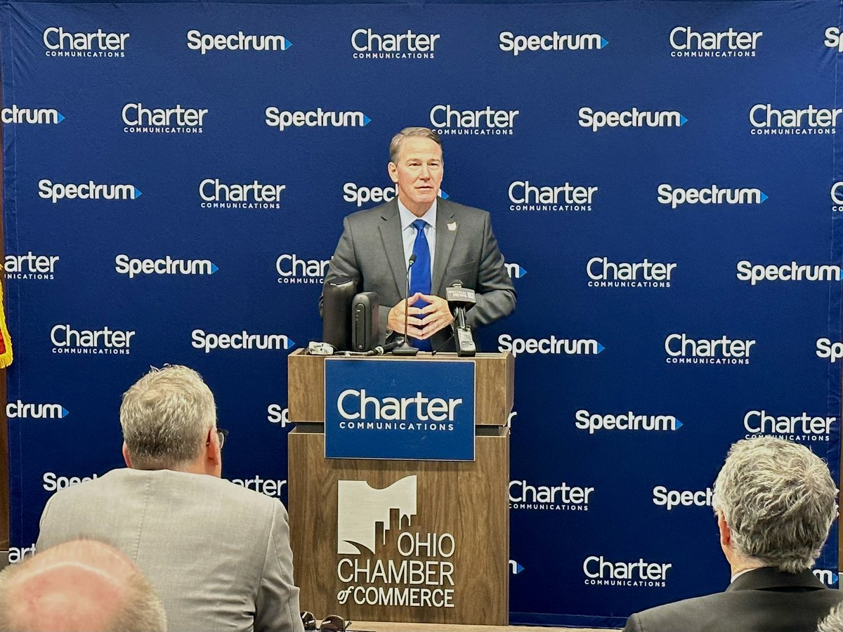 We’re on hand today for <a href="/CharterGov/">Charter Policy</a>’s announcement of a $1.25 billion investment in Ohio for network expansion &amp; evolution. This will bring speeds as much as 10x faster for Ohioans statewide. Thank you to @LtGovHusted for prioritizing broadband, critical infrastructure for