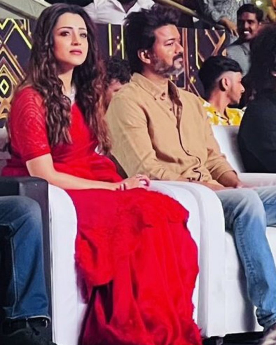 anishkca's tweet photo. The Evergreen Pair @actorvijay @trishakrishnan 😍😍

#LeoSuccessMeet #LeoIndustryHit #leo #Leo2 #trisha #TrishaKrishnan #vijay #Thalapathy #thalapathivijay #thalapathyvijay #lcu #lokeshkanagaraj https://t.co/SMOT4SDYut
