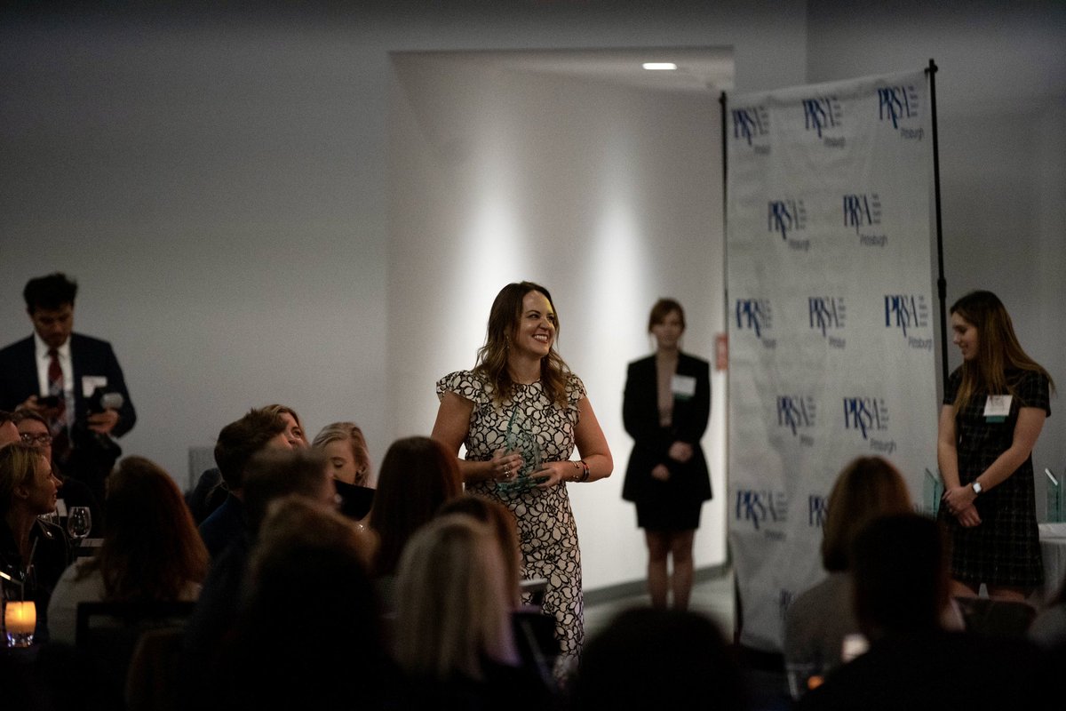 That look when you win a Renaissance Award… 🏆

Want to smile this big? Get your award submissions in by THIS FRIDAY, 11/3, at 12AM.

➡️ For more information or to submit your work, visit prsa-pgh.org/2024-renaissan…

#prsa #prsapgh #publicrelations #pittsburgh #renaissanceawards24