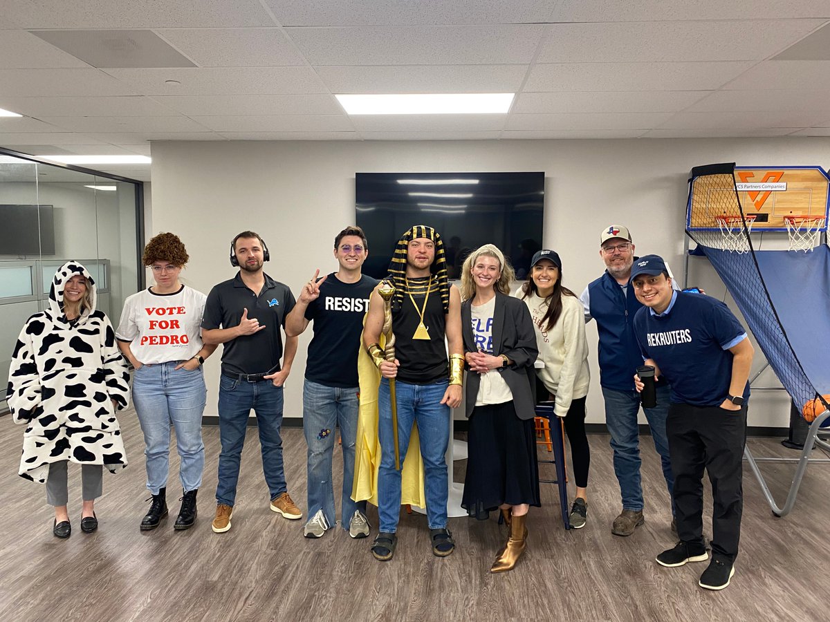 Halloween 2023 at VC5 Consulting!

Cows 🐮 NFL coaches 🏈 and Egyptian Pharaohs ⚰ have taken over the offices today! Behold our spooktacular team of recruiters in their Halloween costumes!

VC5 Consulting wishes you a be-witching Halloween full of frights and fun

#Halloween2023